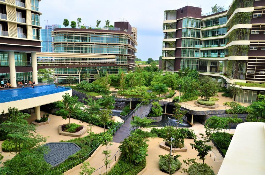 Holi Afiniti Themed Suites Nusajaya  Buitenkant foto